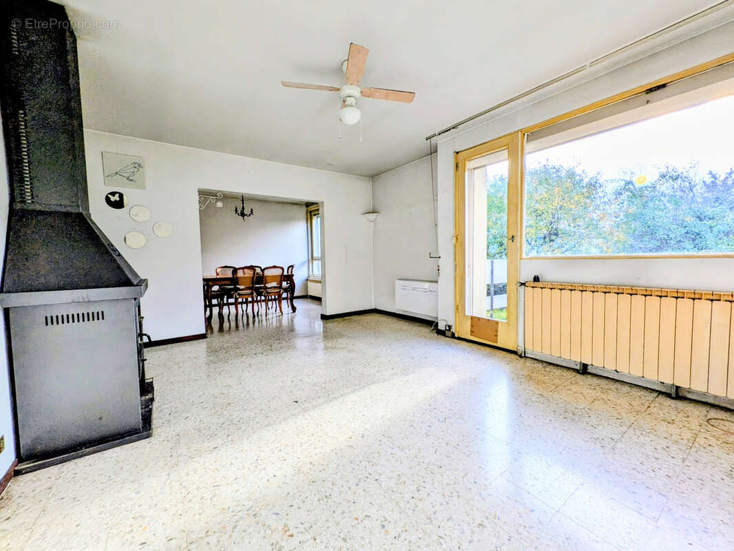 Maison à JARVILLE-LA-MALGRANGE