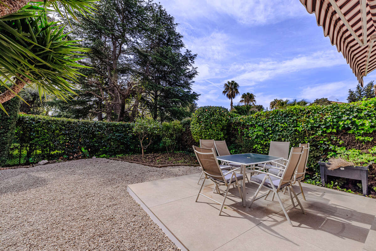 Appartement à VILLENEUVE-LOUBET