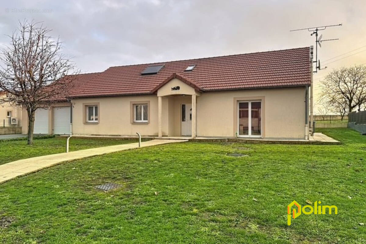 Maison à EPLY