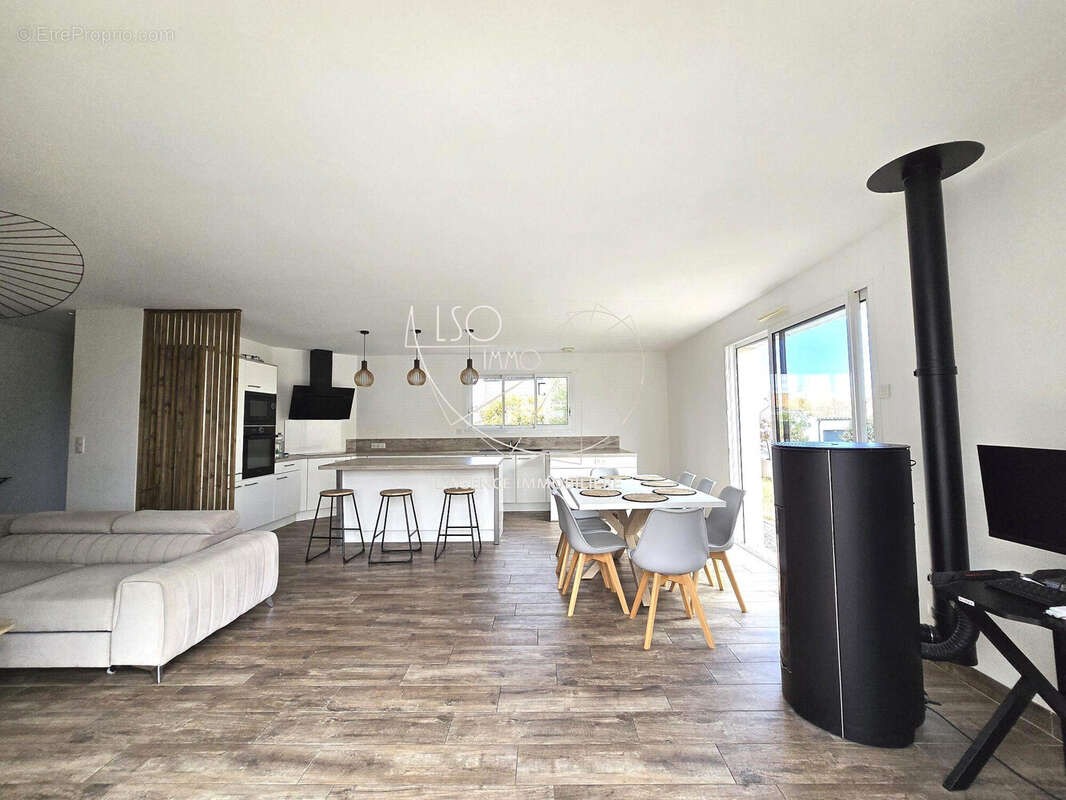 Maison à TALMONT-SAINT-HILAIRE