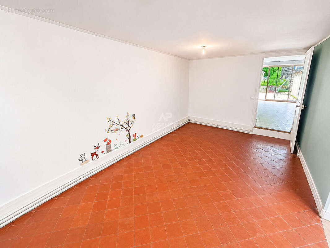Maison Triel Sur Seine 6 pièce(s) 180 m2 - photo 5