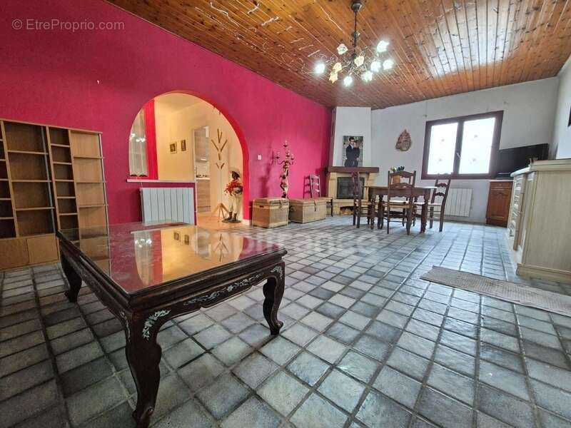 Maison à BARZAN