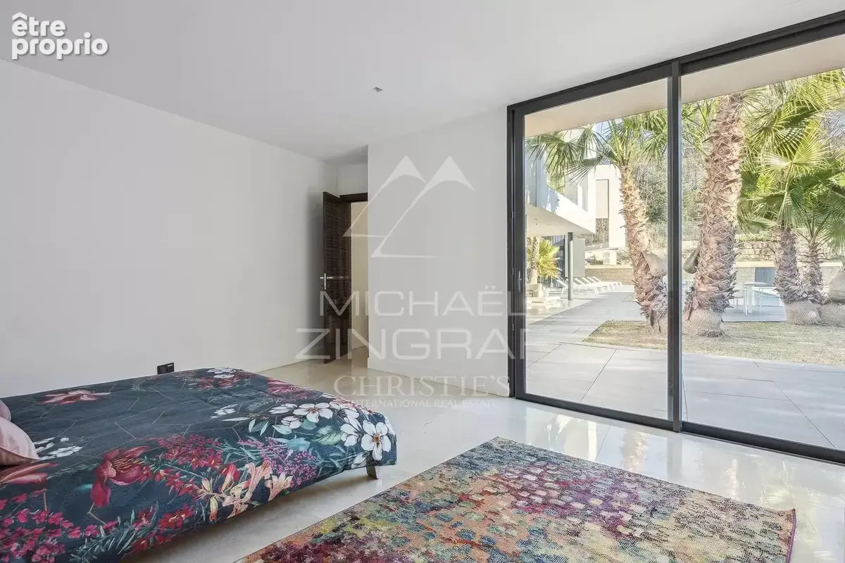 Somptueuse villa contemporaine de 500 m² nichée dans un écrin de verdure - photo 12