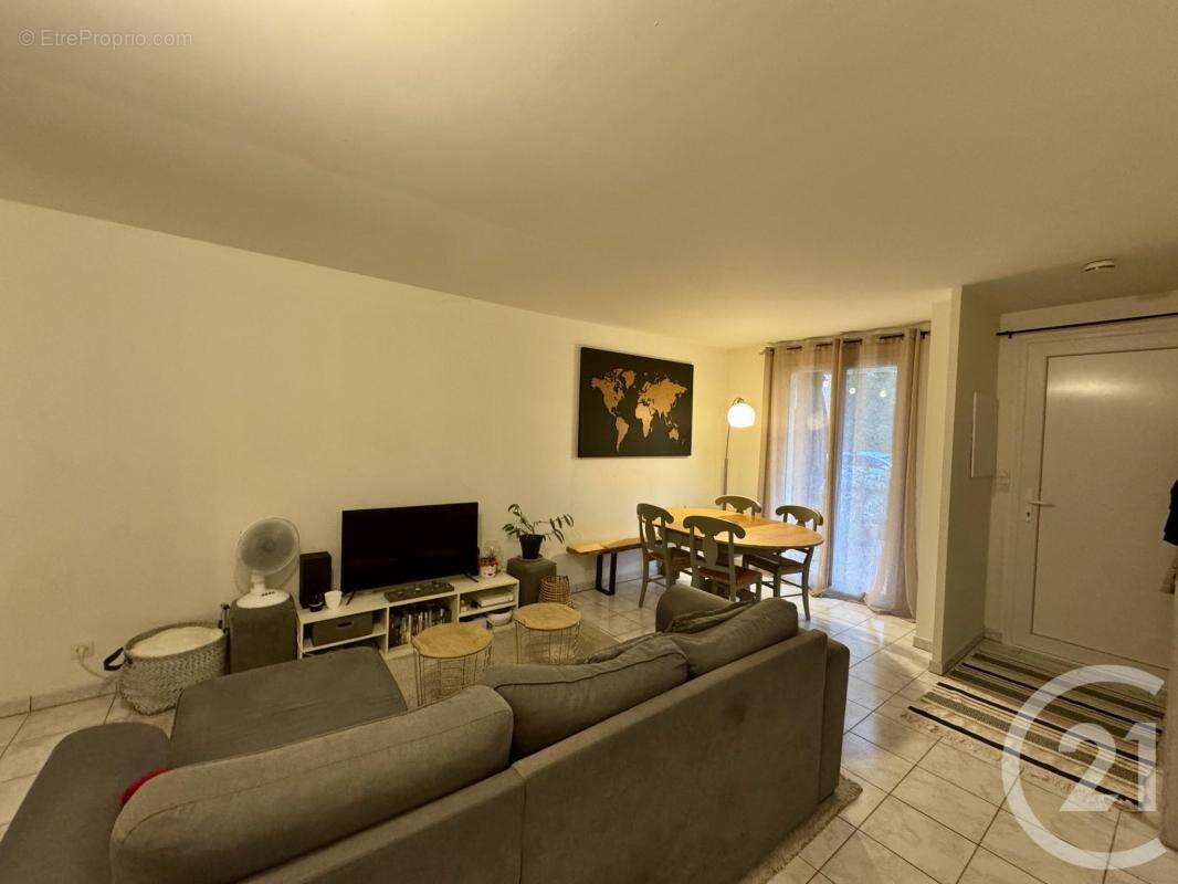 Appartement 46 m² à Condat-Sur-Vienne  - photo 10