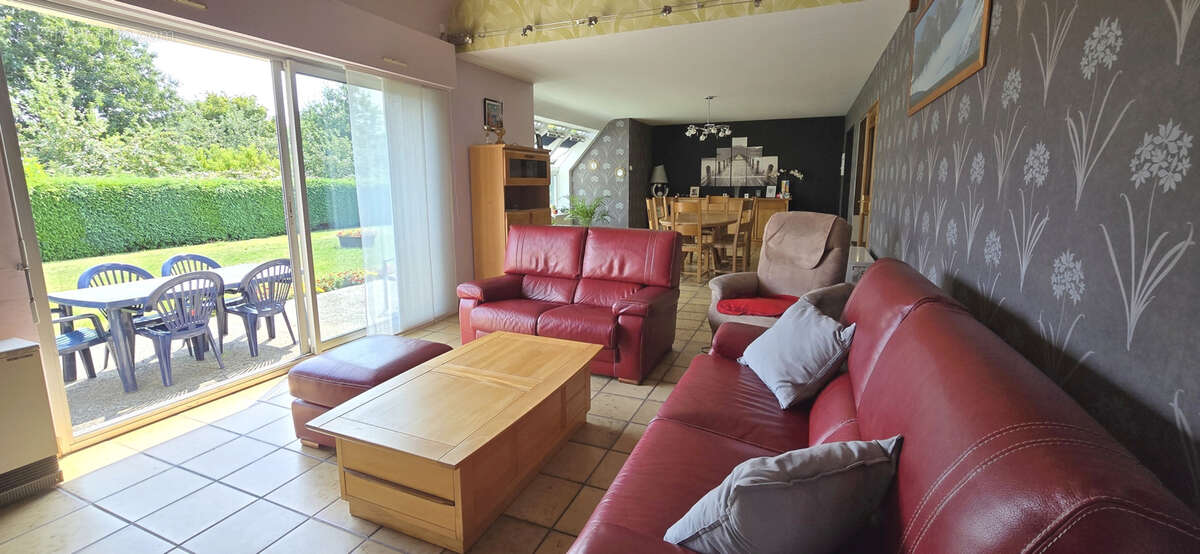 Maison à LOCUNOLE