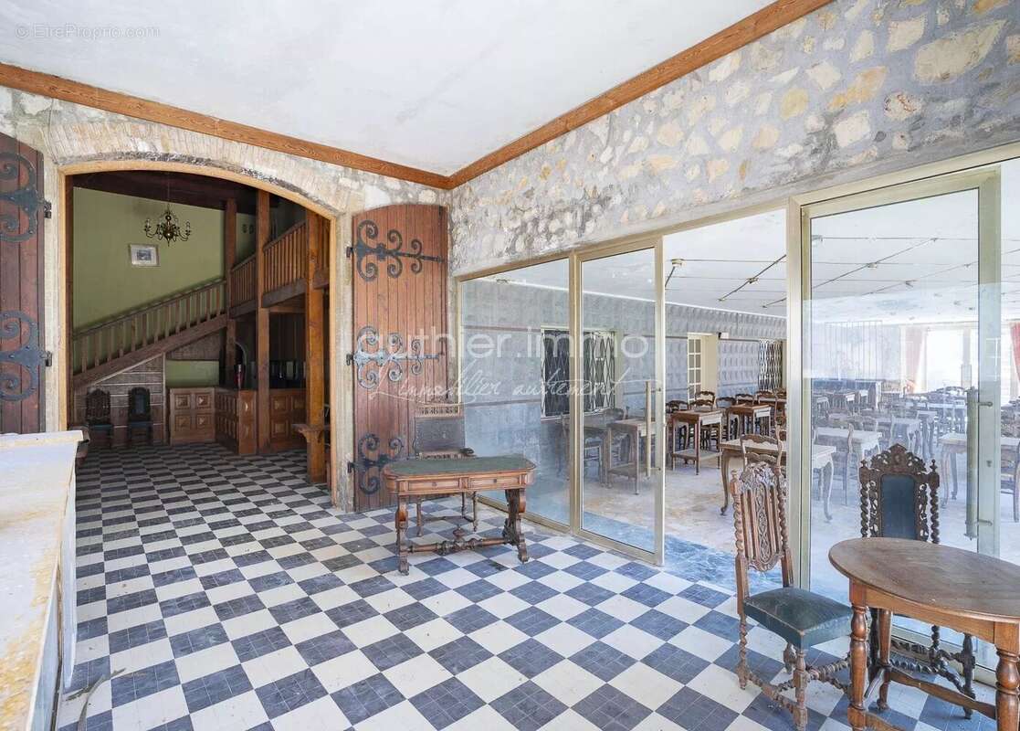 Maison à SERANON