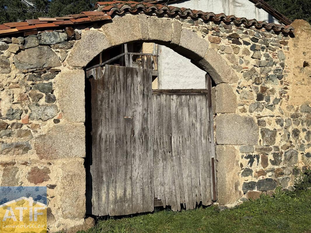 Maison à JURE