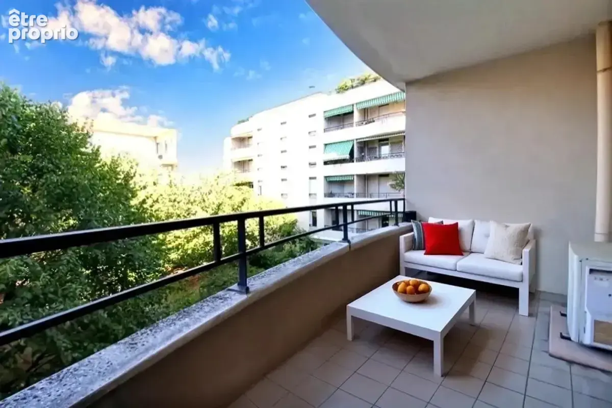Appartement à LYON-8E
