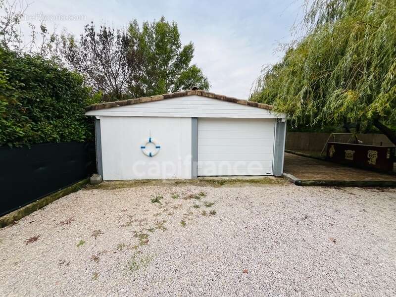 Maison à MAS-DE-LONDRES