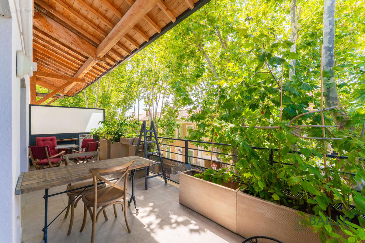 Appartement à SAINT-CYR-SUR-MER