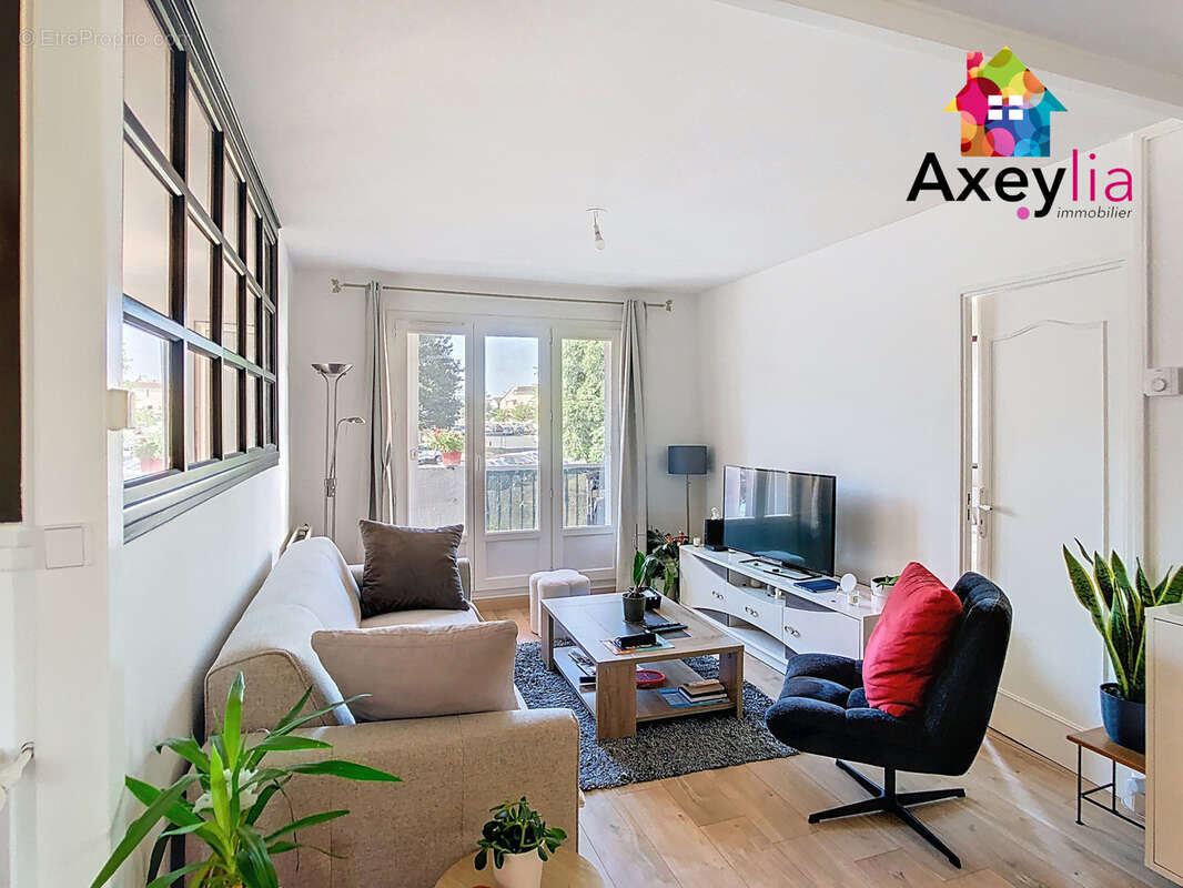 Appartement à RIORGES