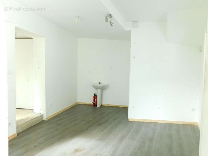 Appartement à ERNEE