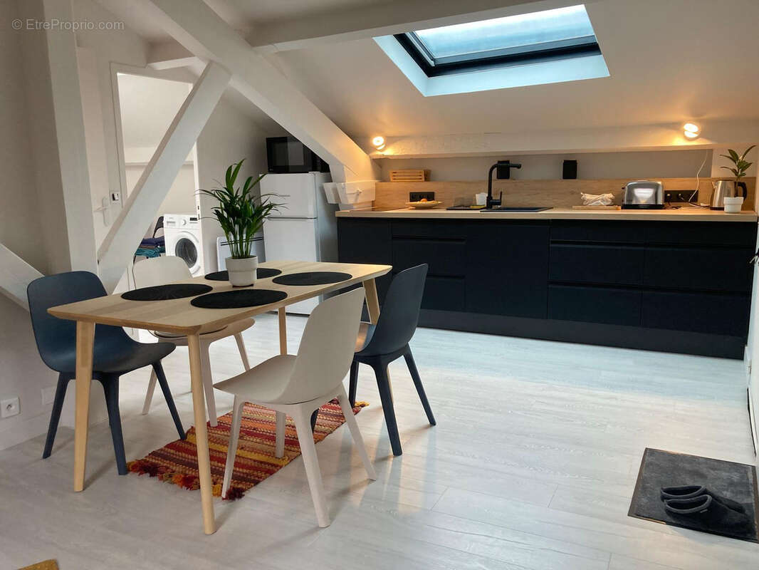 Appartement à LIMOURS