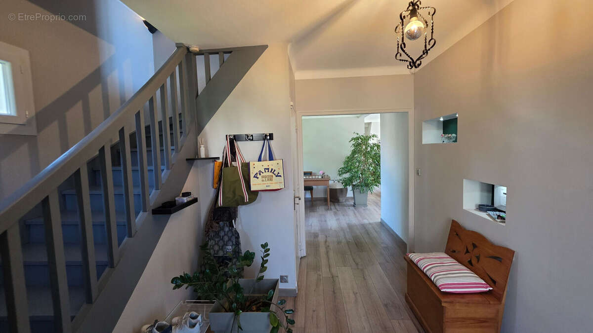 Maison t5/6 à Rodez - photo 6