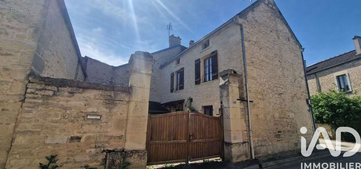 Maison 103 m² à Lezinnes  - photo 7