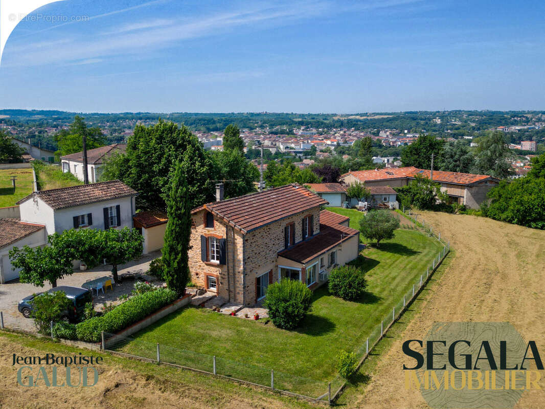 Maison avec gîte sur les hauteurs de Carmaux - photo 18