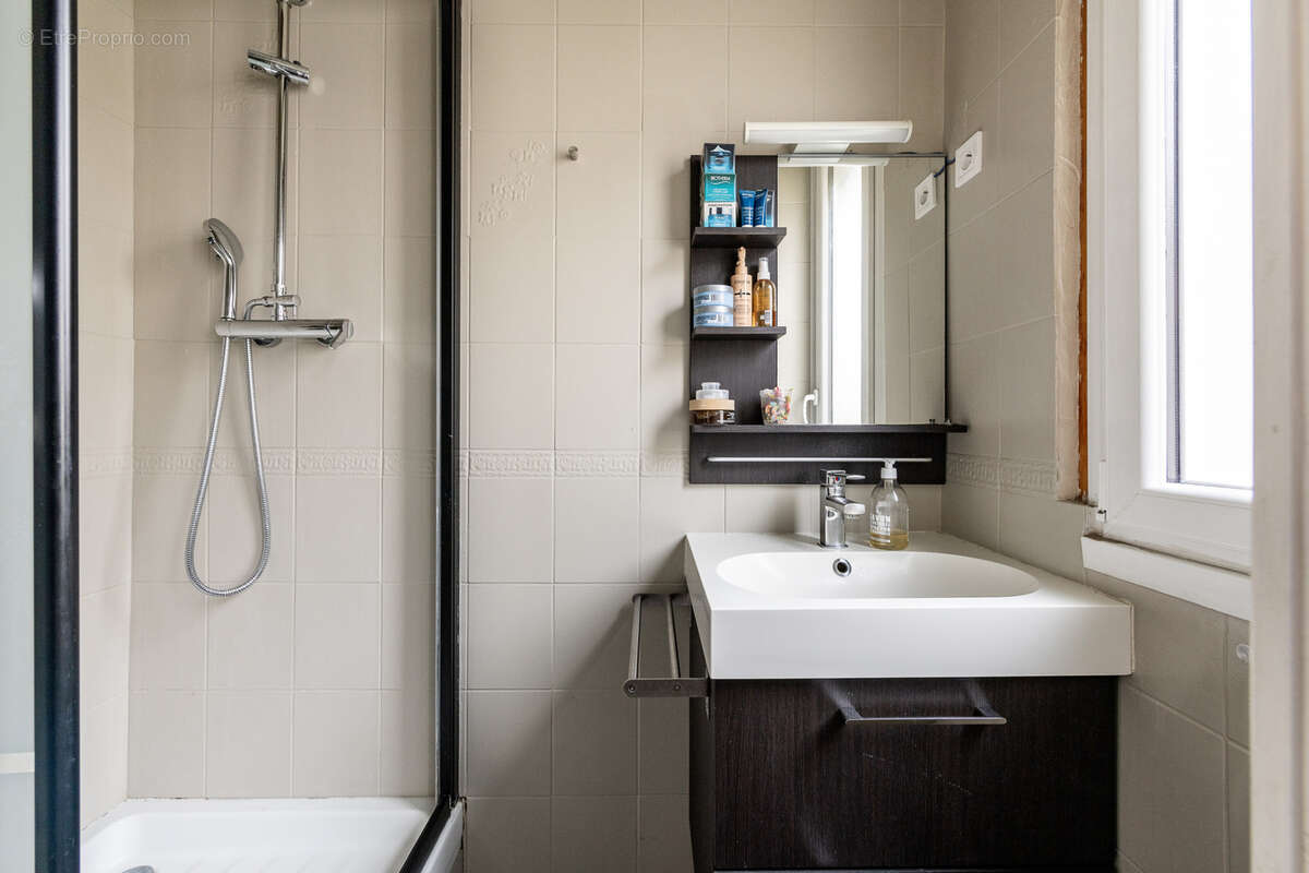 Appartement à LE PERREUX-SUR-MARNE