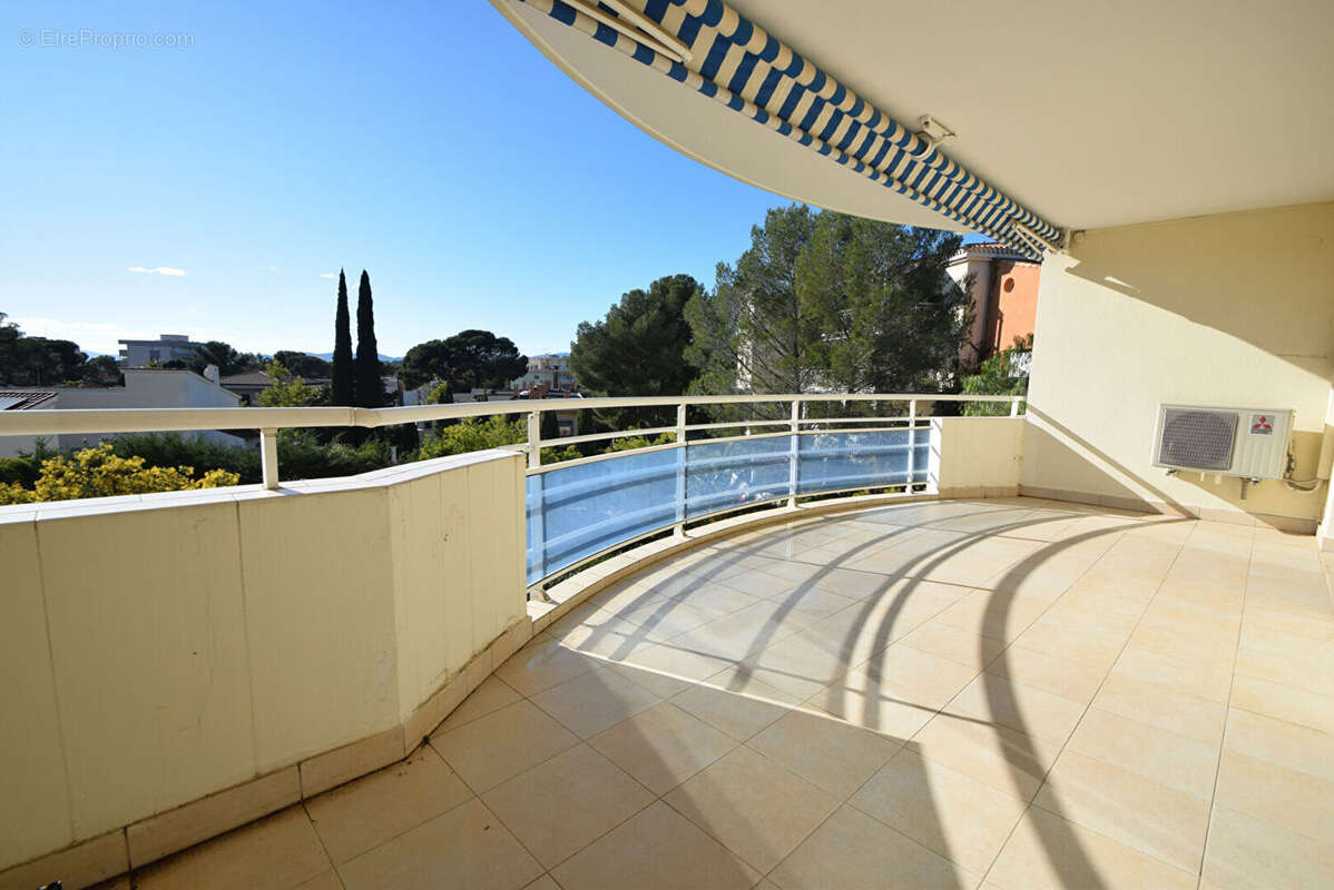 Appartement à SAINT-RAPHAEL