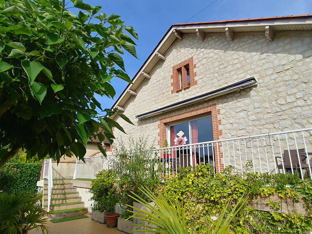 Maison à CAUSSADE