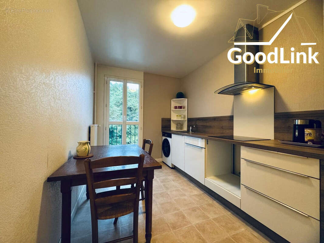 Appartement à LA ROCHETTE