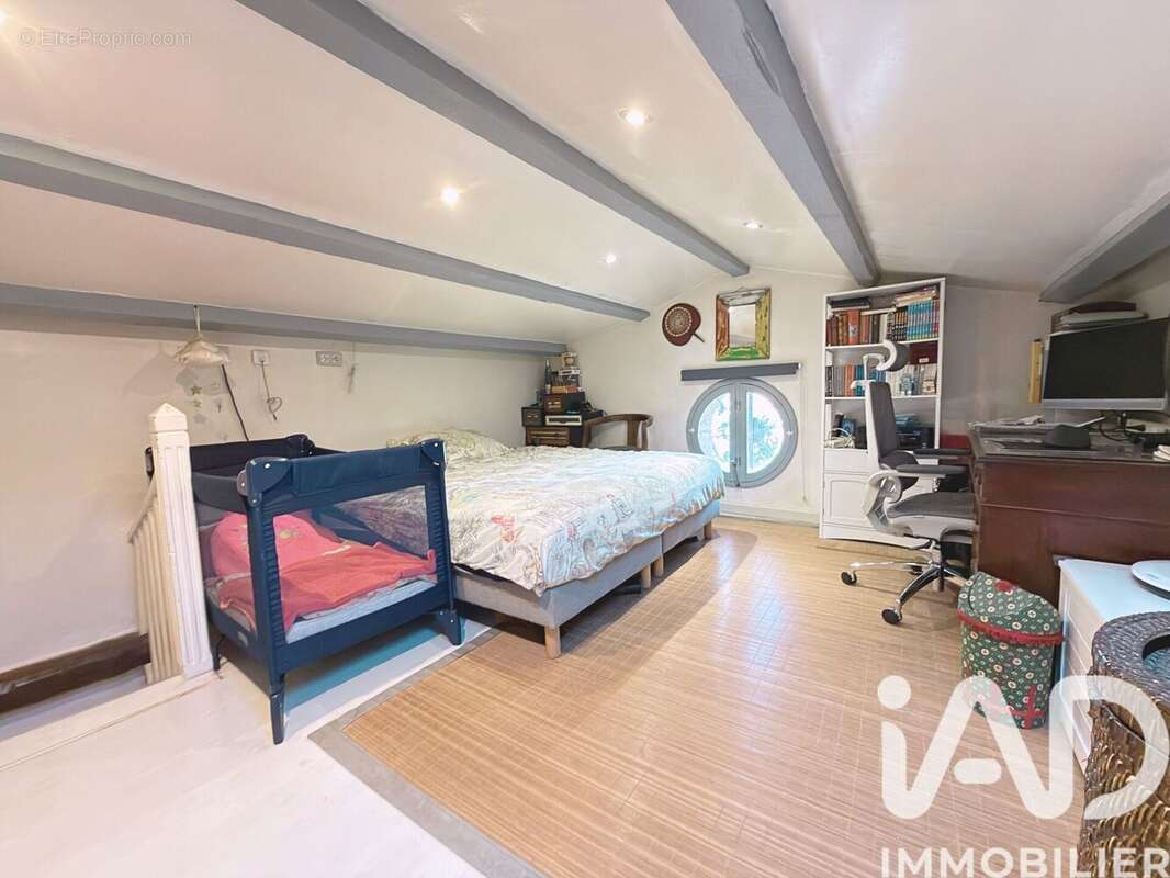 Photo 9 - Maison à PEYROLLES-EN-PROVENCE