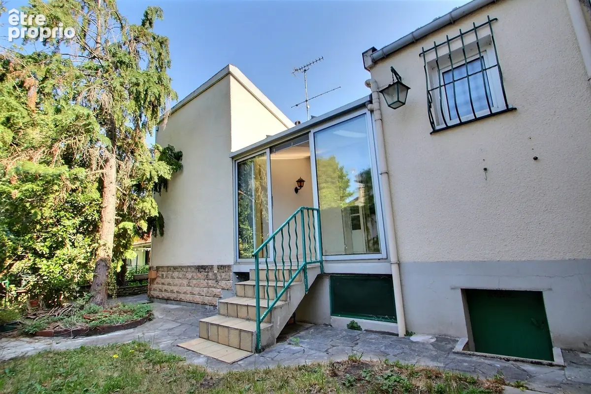 Maison à NANTERRE
