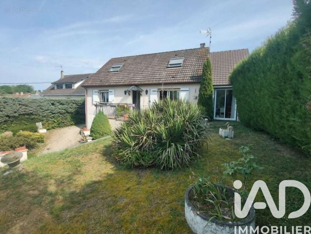 Photo 2 - Maison à GALLARDON