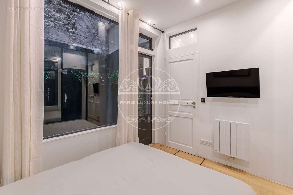 Appartement à PARIS-4E