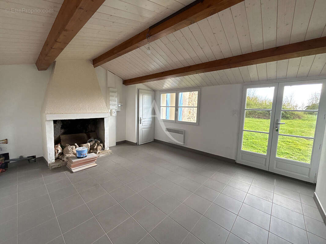 Maison à LE BERNARD