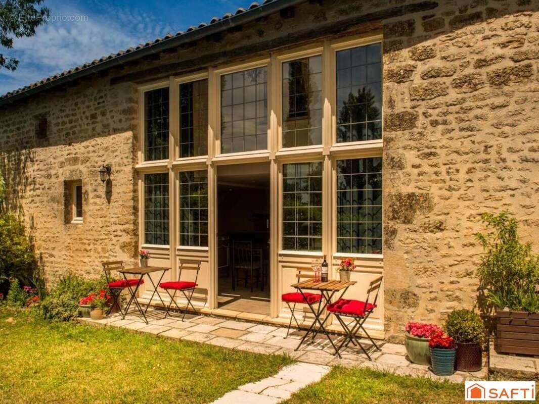 Photo 3 - Autre à SAINT-HILAIRE-DES-LOGES