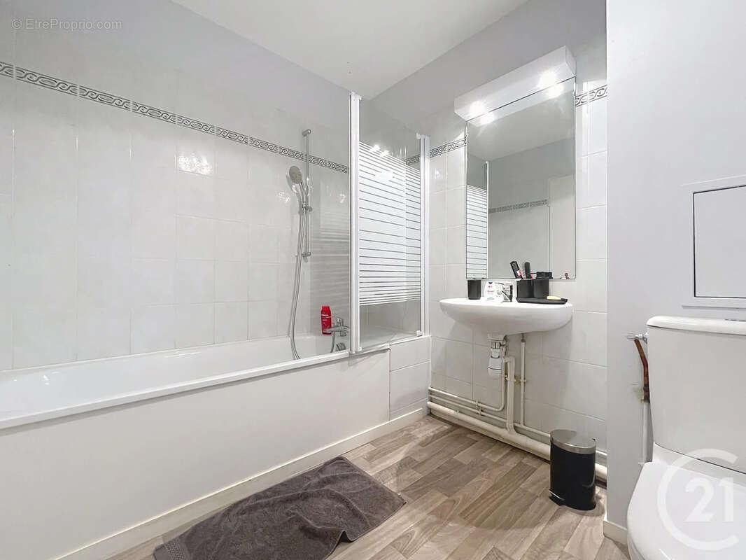 Appartement à LIEUSAINT