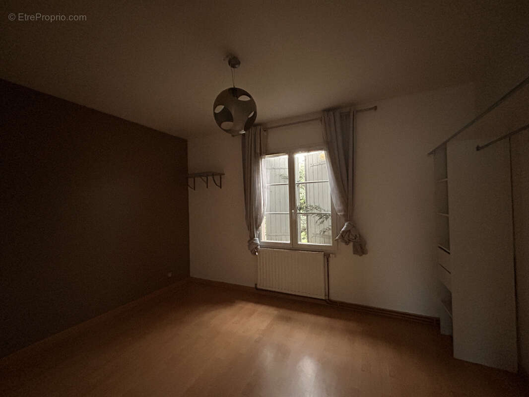 Maison à ARGENTON-SUR-CREUSE