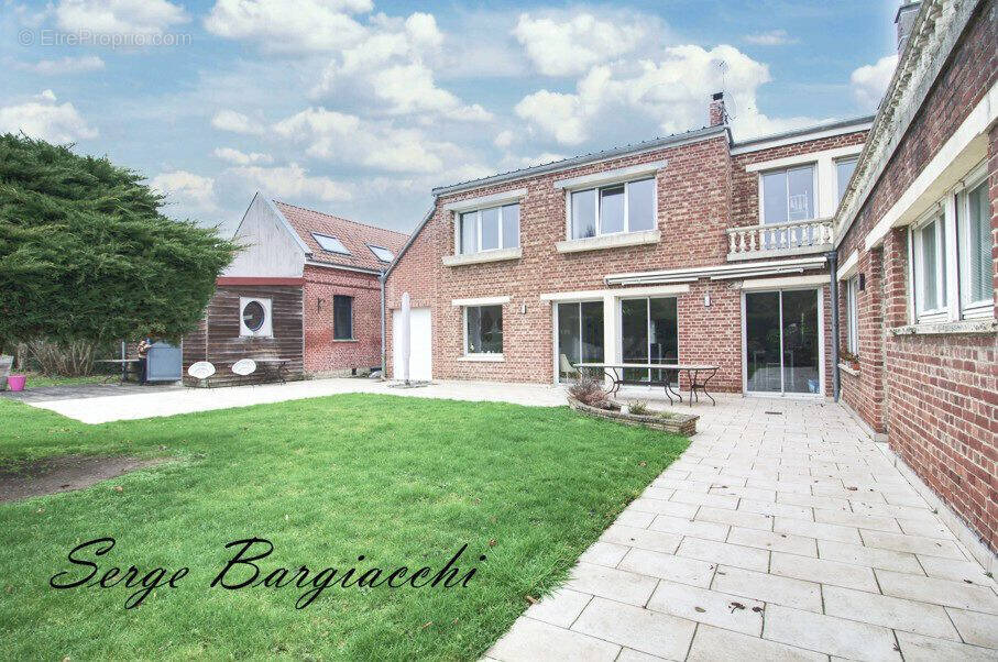 Maison à COURCHELETTES