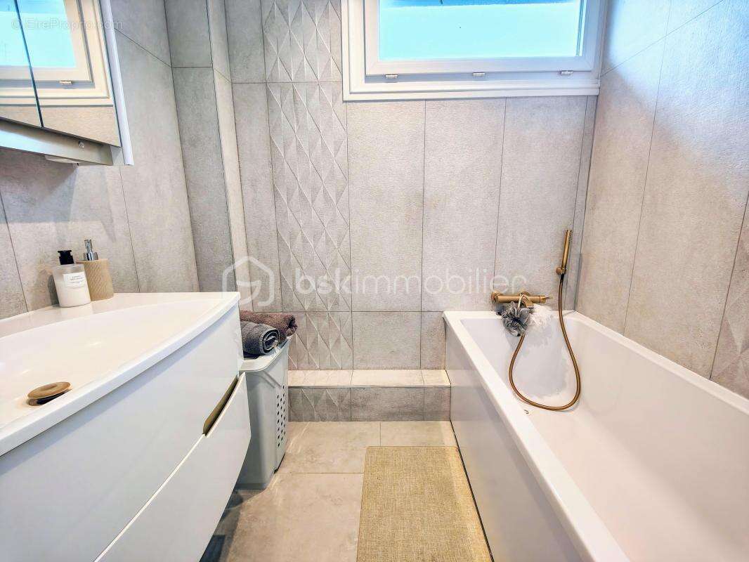 Appartement à PLAISIR