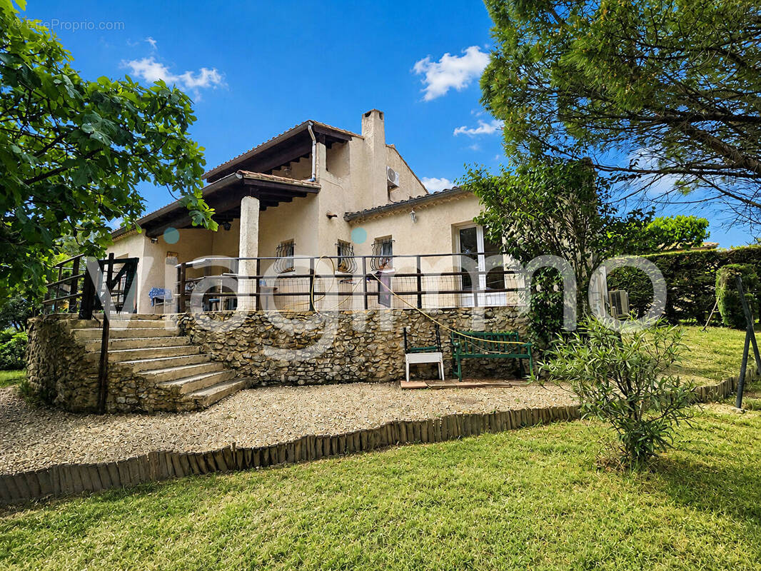 Maison à GRIGNAN