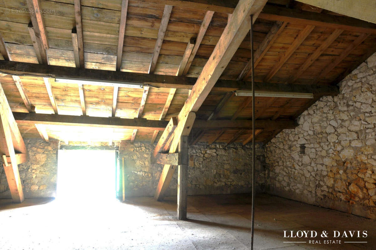 Parking à CESTAYROLS