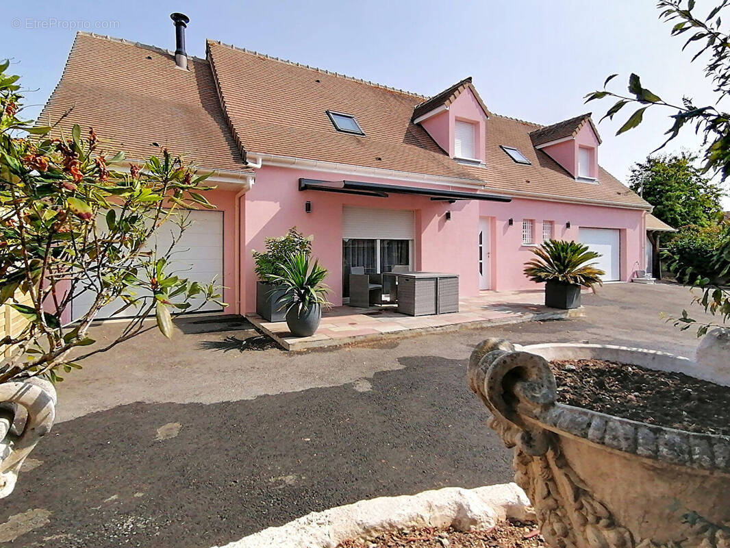 Maison à BAILLEAU-L'EVEQUE