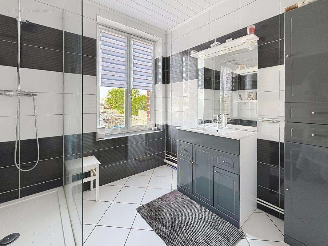 Ensemble immobilier a multiples possibilites - photo 24