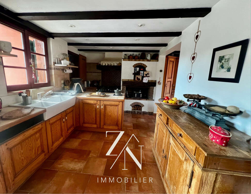 Maison 7 pièces 183 M2 - photo 5