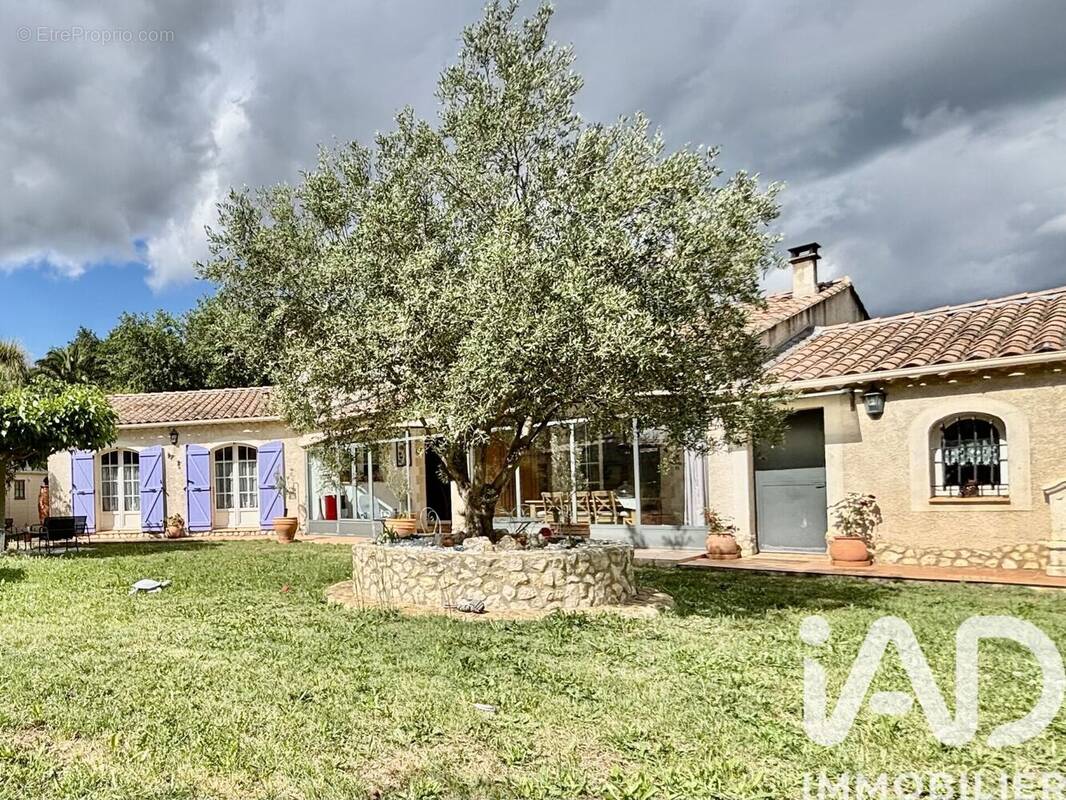 Photo 1 - Maison à ROCHEFORT-DU-GARD