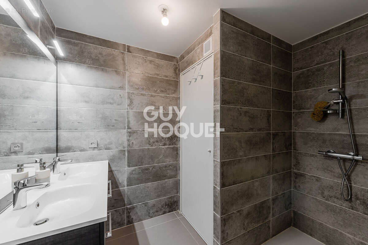 Appartement à LYON-4E