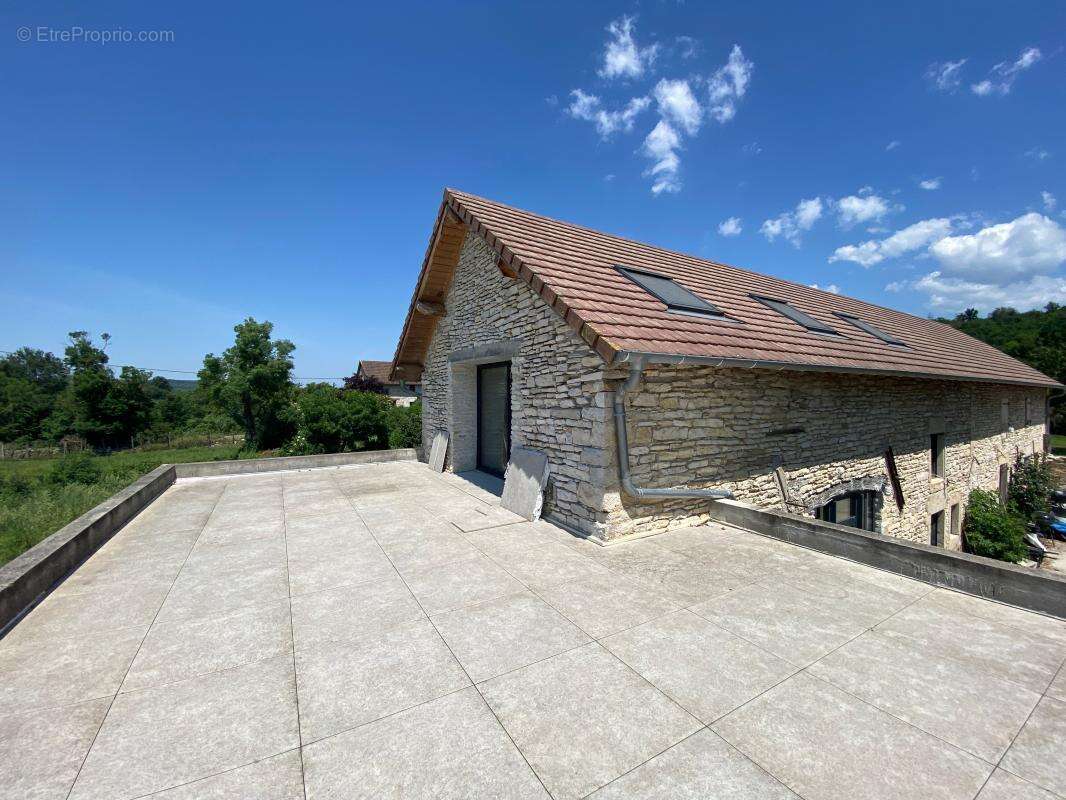 Maison à COURTENAY