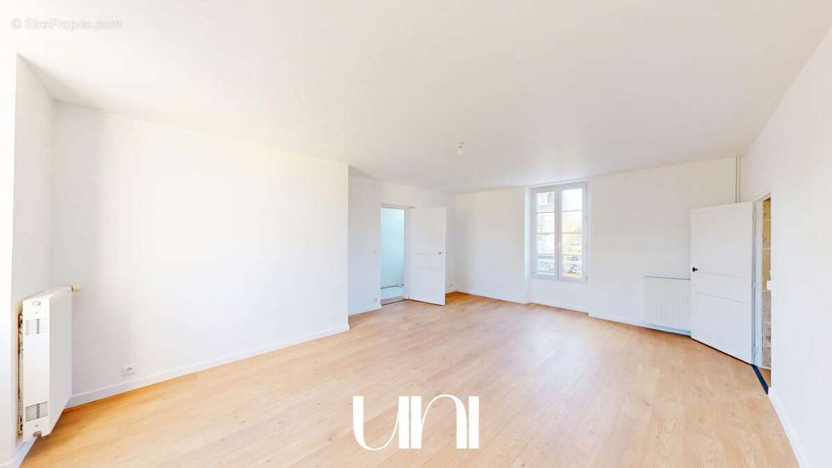 Maison à BRETTEVILLE-L'ORGUEILLEUSE