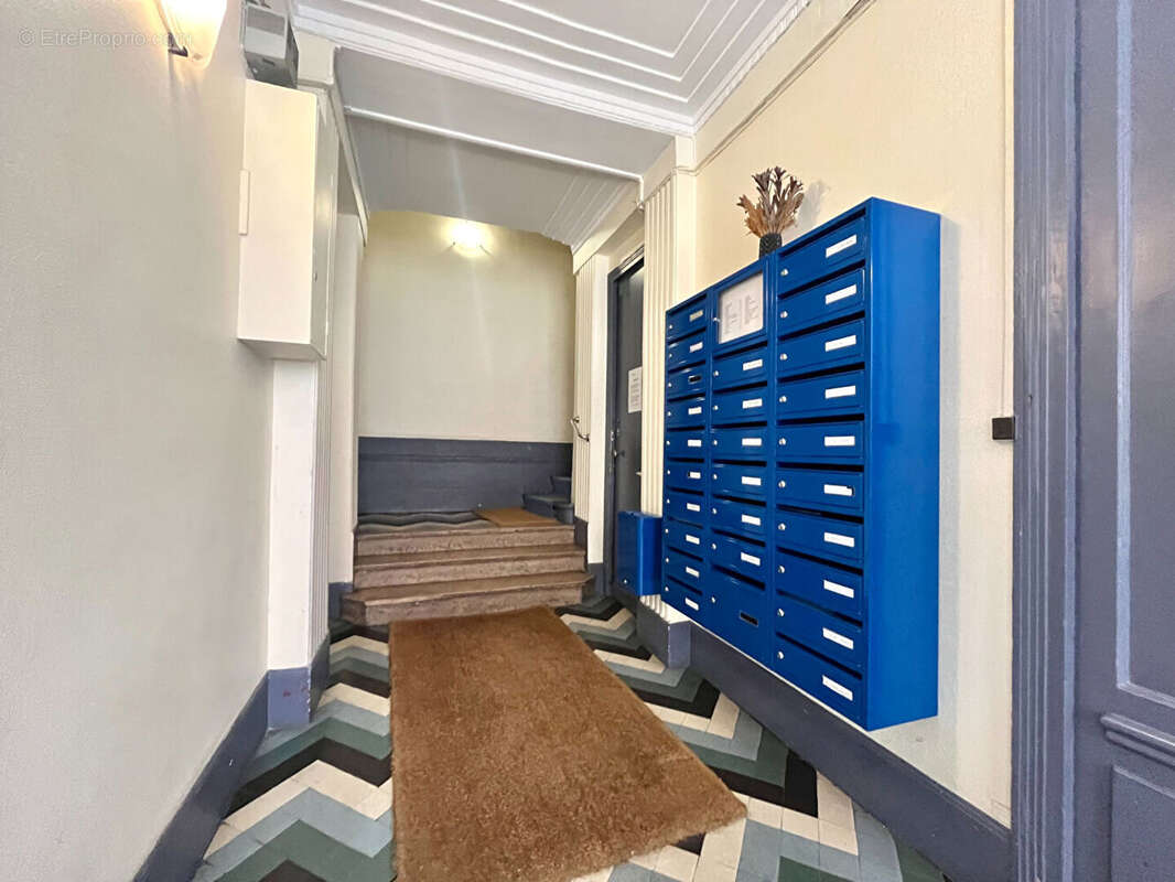 Appartement à PARIS-18E