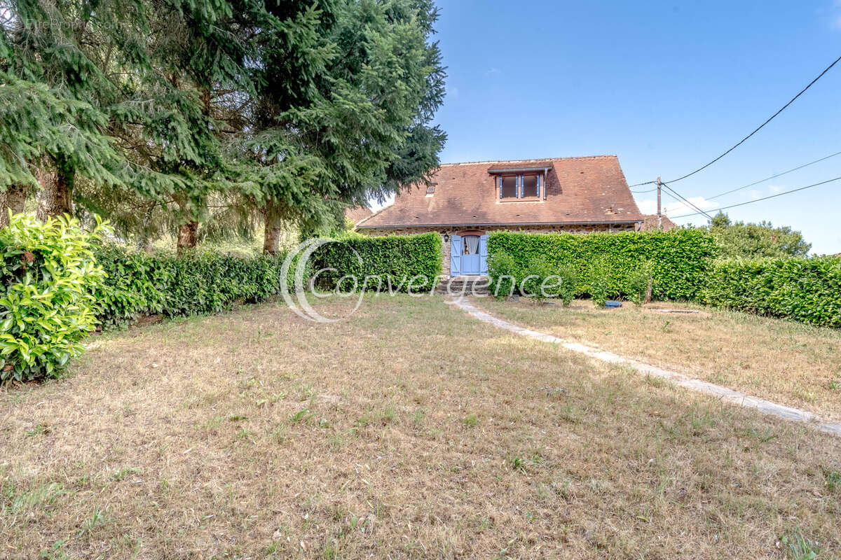 Maison à VICQ-SUR-BREUILH