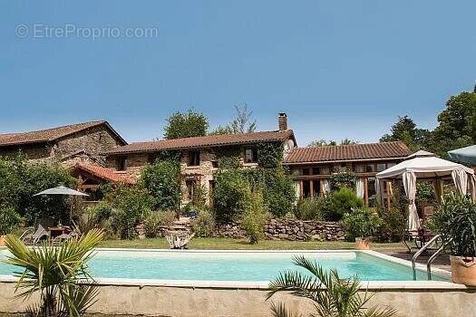 Appartement à CUSSAC