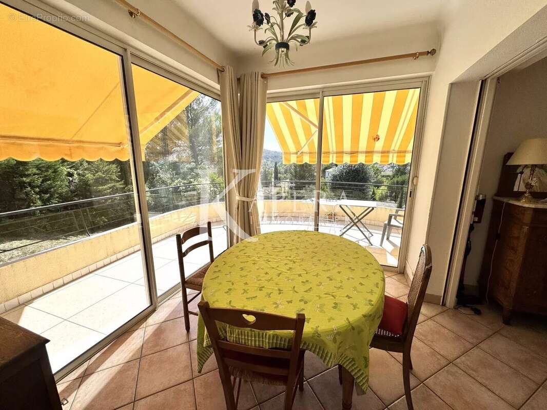 Maison à LA COLLE-SUR-LOUP