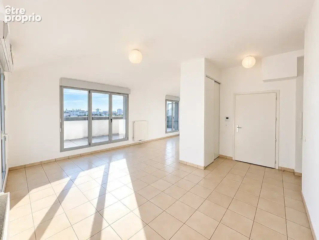 T4 avec terrasse panoramique au cœur des Chartrons - photo 7