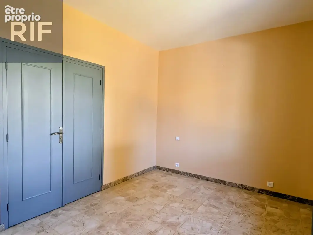 La Tour du Pin : Maison Individuelle de caractère totalement rénovée - photo 11