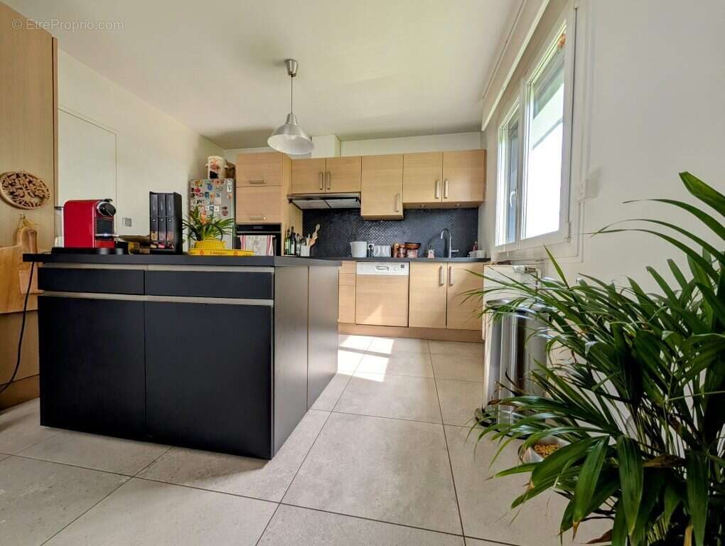 Maison à SAVIGNY-LE-SEC